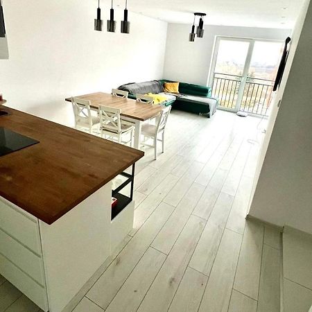 Апартаменти Skyview Apartament Перемишль Екстер'єр фото